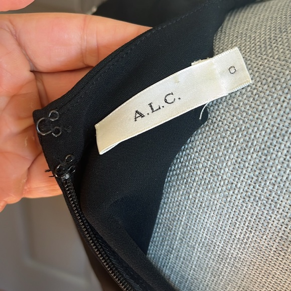 ALC top - Picture 8 of 8